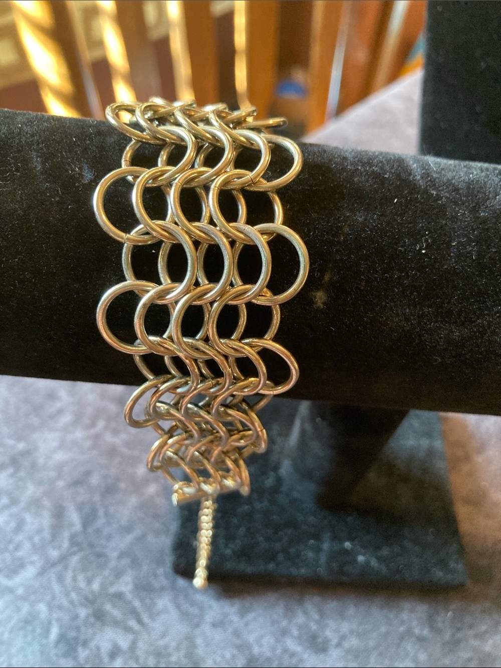 Silver Tone Interlocking Ring Chain Bracelet - Women's Fashion Jewelry